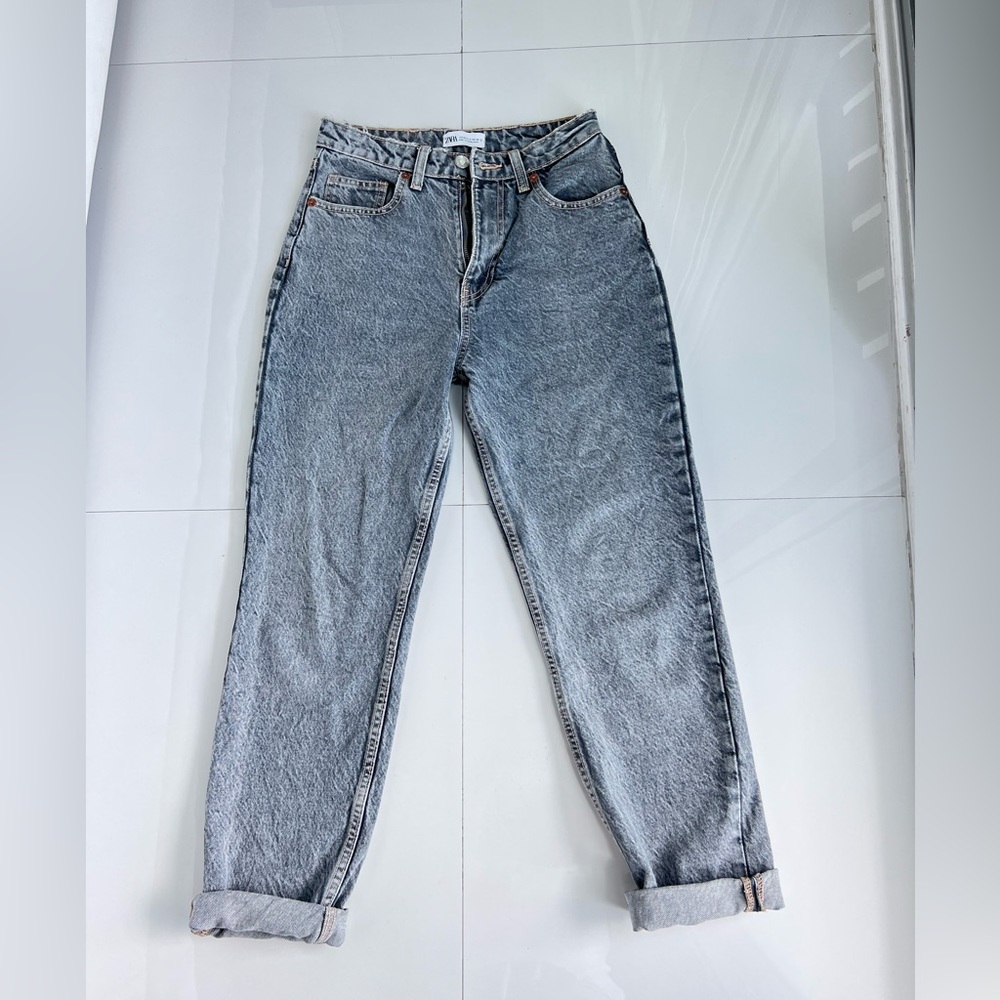 ZARA HIGH RISE STRAIGHT LEG CROPPED JEANS Women Size 36 US 4 NWOT